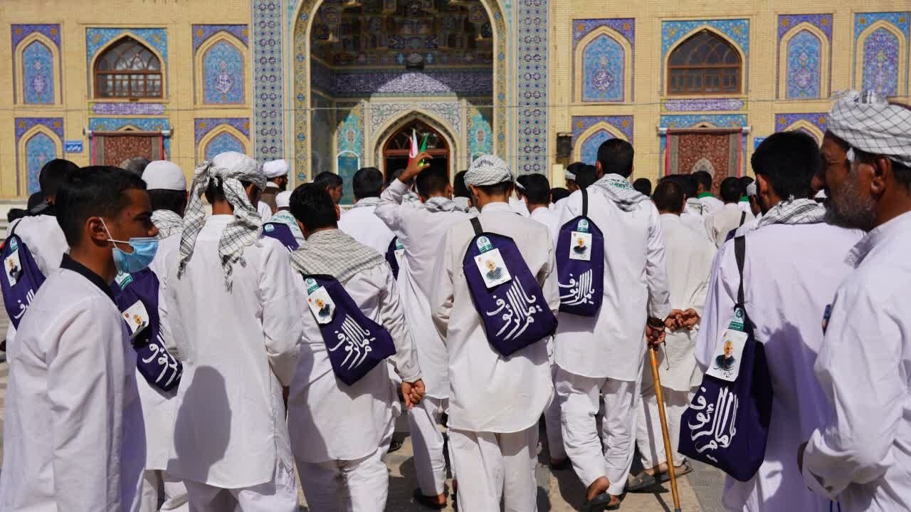 تشرف کاروان پیاده زیارتی بافق به میقات الرضا طبس