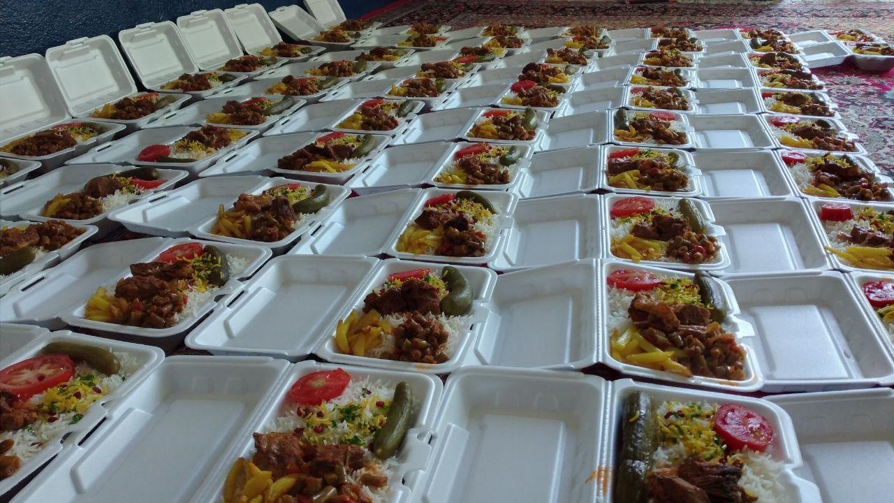 ۱۲ هزار پرس غذای گرم به مناسبت عید سعید غدیر در بیرجند توزیع می شود